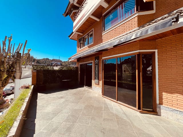 Foto do Loja - Passo ponto Comercial em  Vila Capivari, Campos do Jordão, SP | Campos & Co. Imóveis