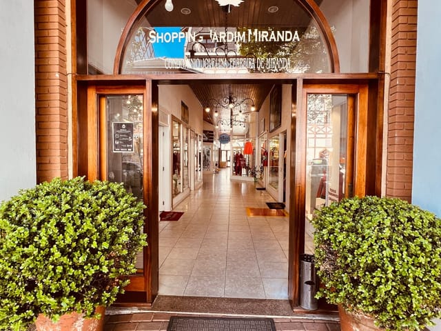 Foto do Loja - Passo ponto Comercial em  Vila Capivari, Campos do Jordão, SP | Campos & Co. Imóveis