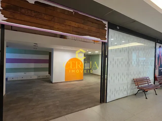 Loja com 80m², à venda ou para alugar, no bairro Centro em Nova Friburgo
