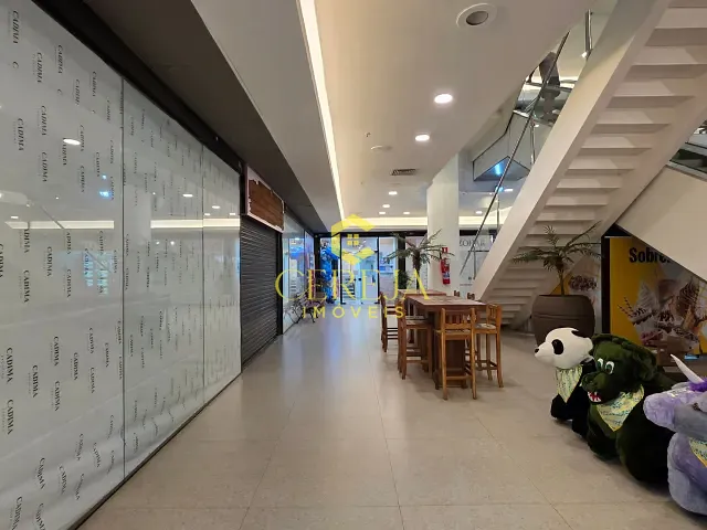 Loja com 80m², à venda ou para alugar, no bairro Centro em Nova Friburgo