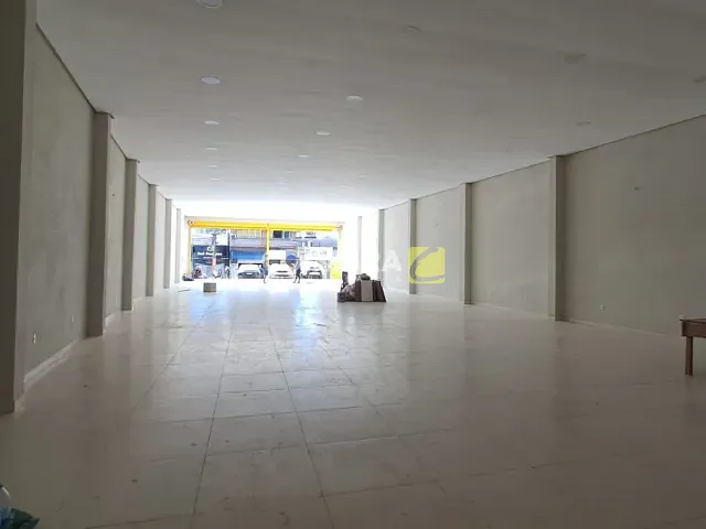 Loja com 500m², para alugar, no bairro Centro em Santarém
