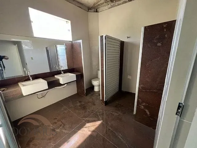 Loja com 350m², para alugar, no bairro Canaã em Ipatinga