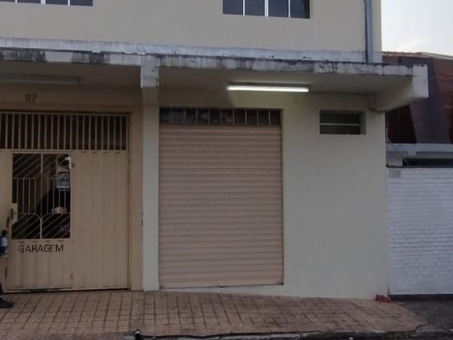 Loja com 253m², para alugar, no bairro Jardim Boa Vista em Pindamonhangaba