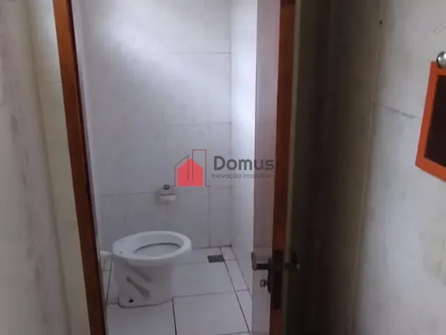 Loja com 253m², para alugar, no bairro Jardim Boa Vista em Pindamonhangaba