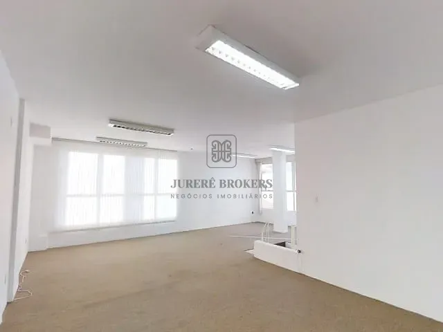 Loja à venda, no bairro Trindade em Florianópolis