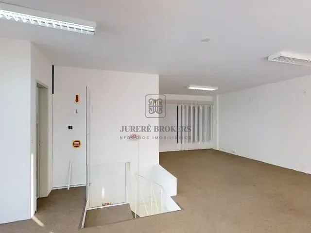 Loja à venda, no bairro Trindade em Florianópolis
