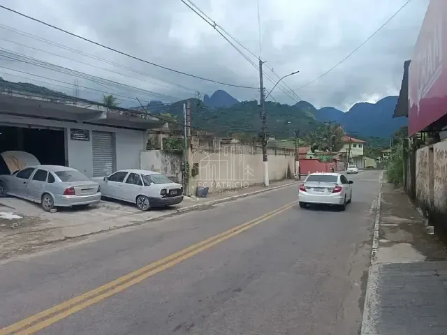 Loja com 108m², para alugar, no bairro Parque Fleixal em Guapimirim