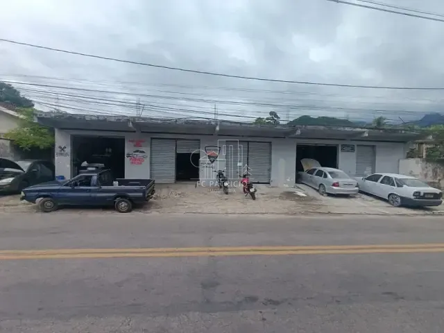 Loja com 108m², para alugar, no bairro Parque Fleixal em Guapimirim