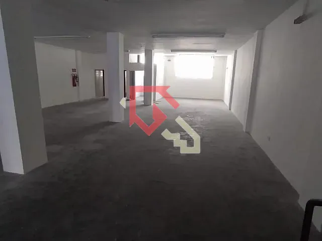 Loja com 256m², para alugar, no bairro Jardim Maringá em Mauá