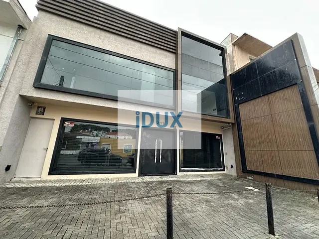 Loja com 400m², à venda ou para alugar, no bairro Alto da Rua XV em Curitiba
