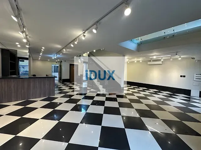 Loja com 400m², à venda ou para alugar, no bairro Alto da Rua XV em Curitiba
