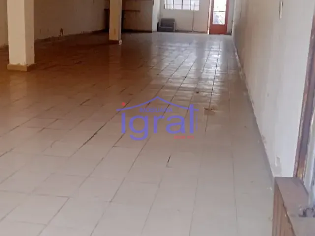Loja à venda, no bairro Bosque da Saúde em São Paulo