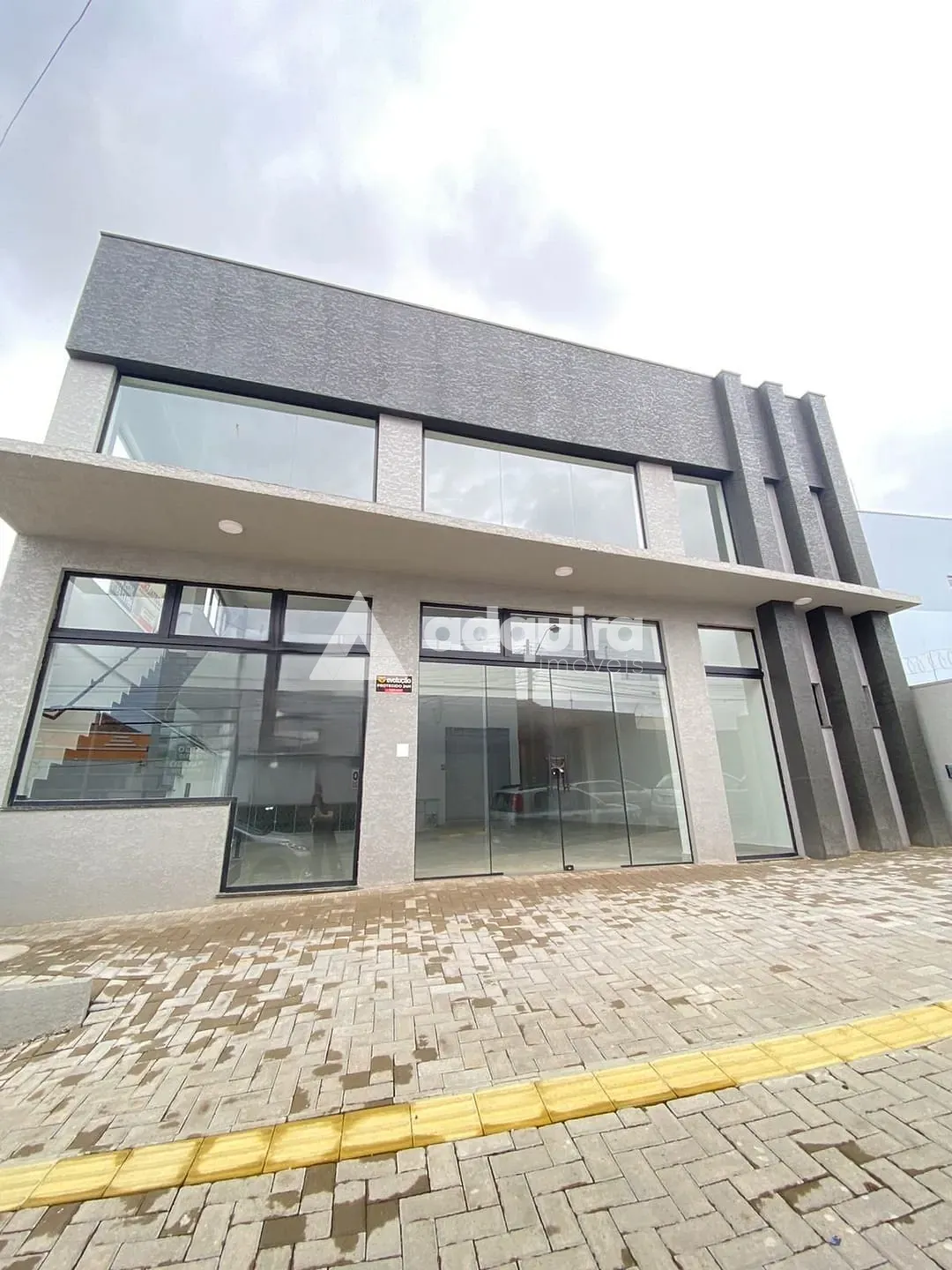 Loja-Salão, 368 m² - Foto 1