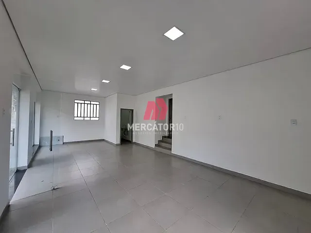 Loja para alugar, no bairro Velha em Blumenau
