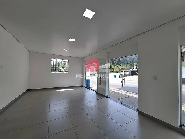 Loja para alugar, no bairro Velha em Blumenau