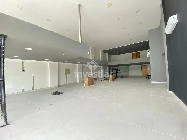 Loja com 311m², para alugar, no bairro Lauritzen em Campina Grande