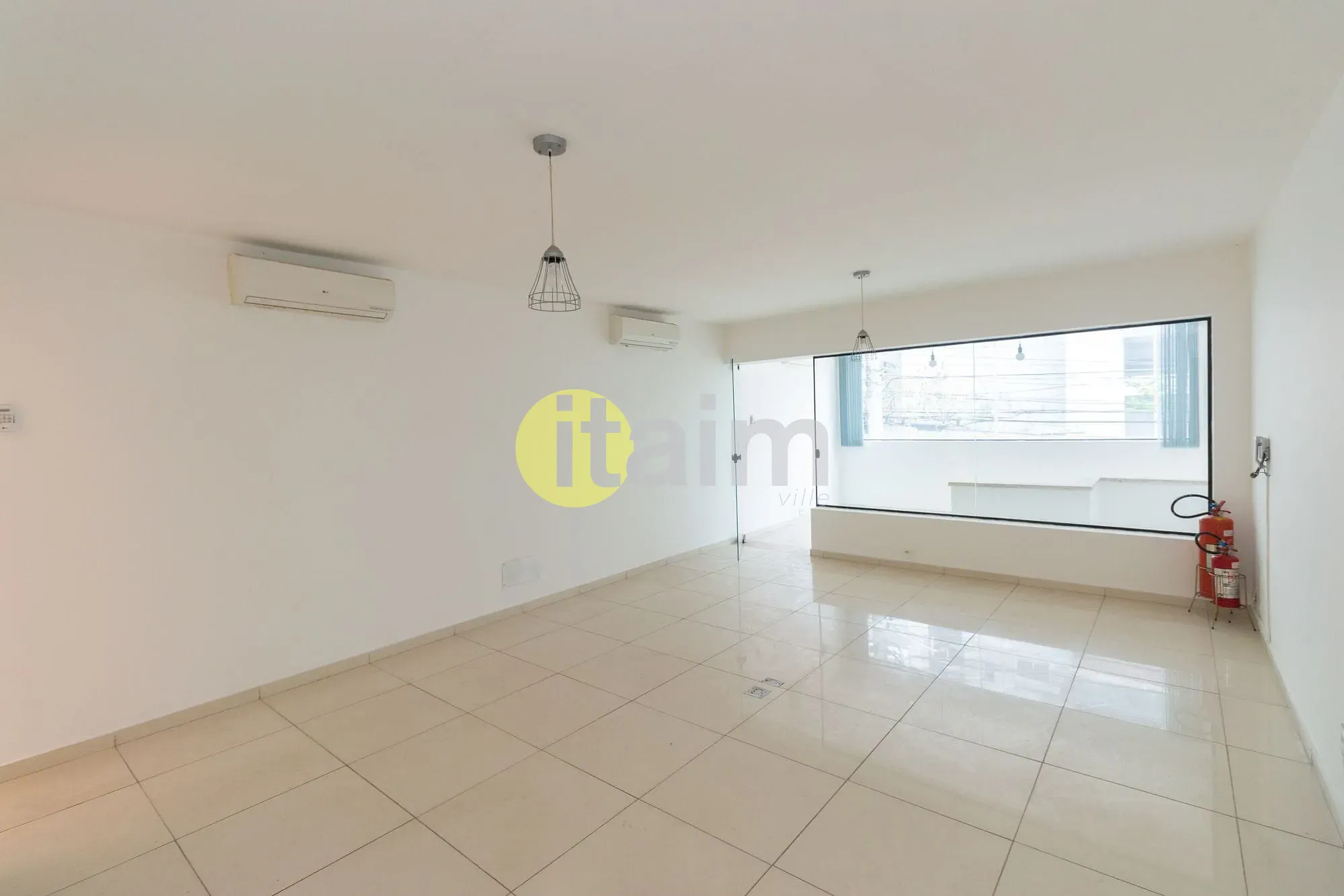 Terreno, 180 m² - Foto 1