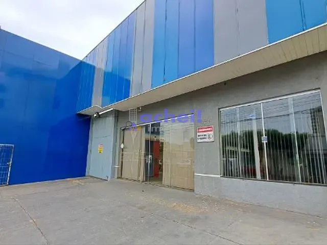 Loja com 600m², para alugar, no bairro Centro em Rondonópolis