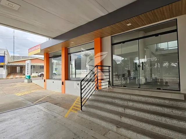 Loja com 218m², para alugar, no bairro Centro em Sumaré