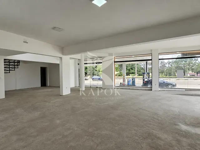 Loja com 218m², para alugar, no bairro Centro em Sumaré
