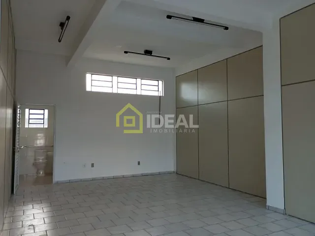 Sala para alugar, no bairro Nazaré em Concórdia