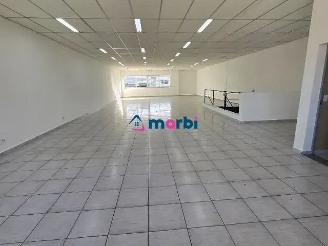 Loja com 265m², para alugar, no bairro Jardim Girassol em Americana