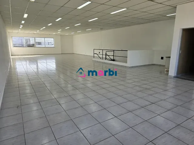 Loja com 140m², para alugar, no bairro Jardim Girassol em Americana