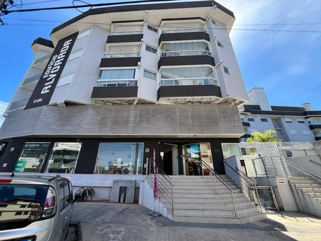 Loja com 18m², para alugar, no bairro Ingleses do Rio Vermelho em Florianópolis