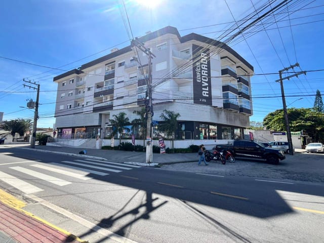 Loja com 18m², para alugar, no bairro Ingleses do Rio Vermelho em Florianópolis