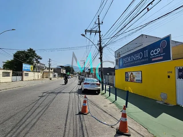 Loja para alugar, no bairro Campo Grande em Rio de Janeiro