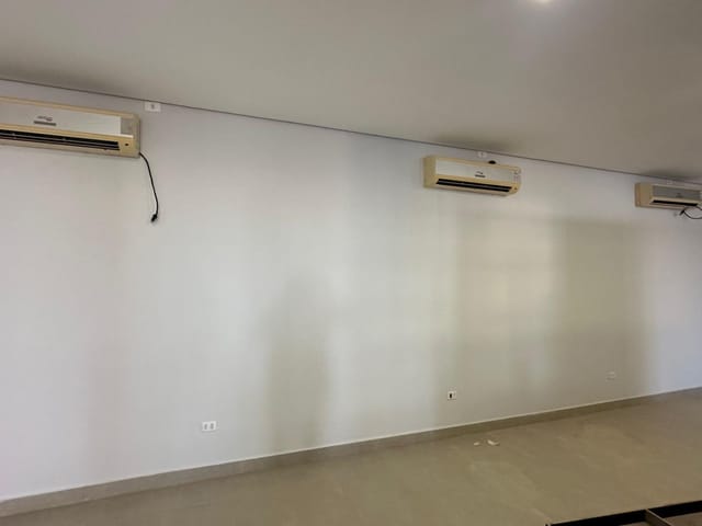 Loja com 140m², para alugar, no bairro Jardim Vitória em Cambé