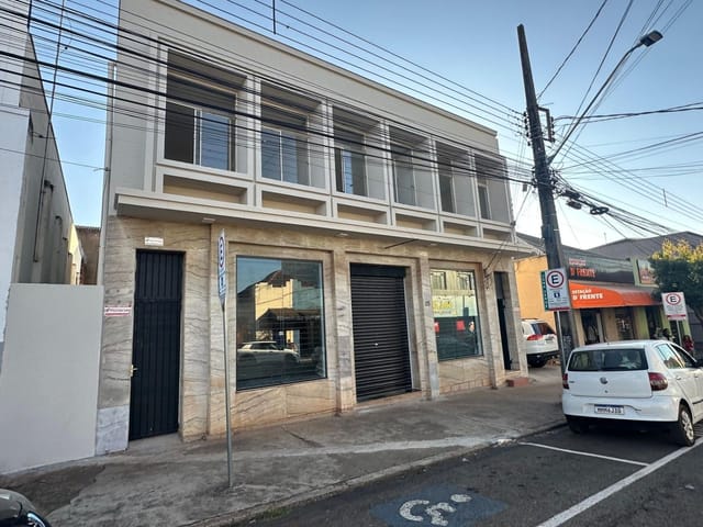 Loja com 140m², para alugar, no bairro Jardim Vitória em Cambé