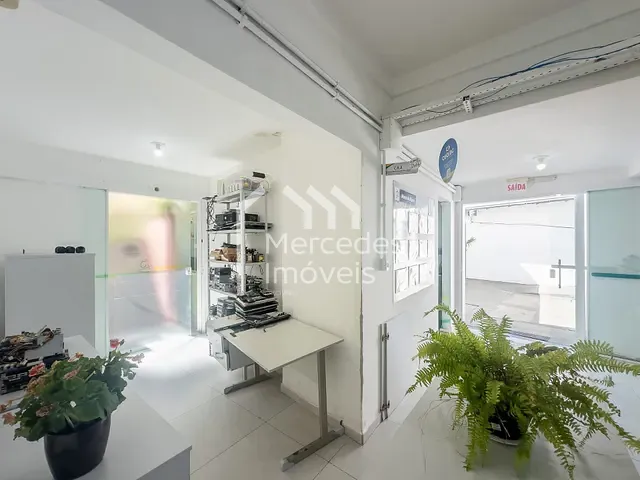 Sala com 247m², à venda, no bairro Centro em Itajaí
