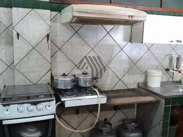 Loja para alugar, no bairro Nazaré em Belém