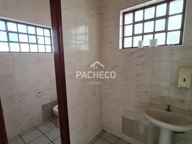 Loja com 250m², à venda, no bairro Parque Planalto em Santa Bárbara d'Oeste