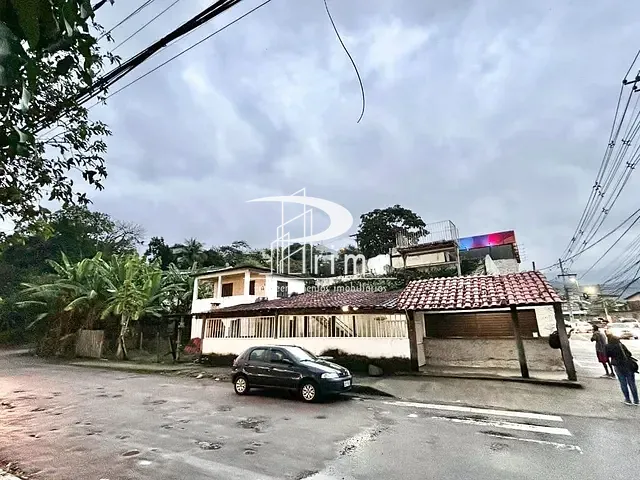 Loja com 400m², à venda ou para alugar, no bairro Itaipu em Niterói