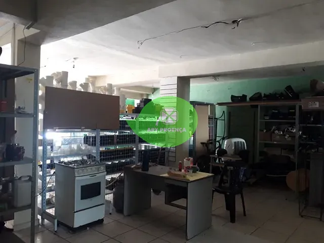 Loja com 300m², à venda, no bairro Vila Jardini em Sorocaba