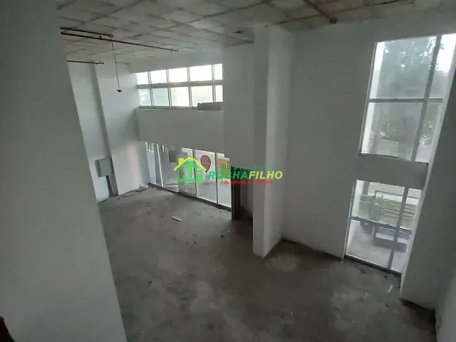 Loja com 220m², à venda ou para alugar, no bairro Jóquei em Teresina