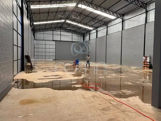 Loja com 600m², à venda ou para alugar, no bairro São Benedito da Capelinha (Zona Rural) em São Benedito