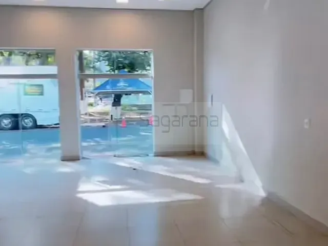 Loja para alugar, no bairro Centro em Patrocínio