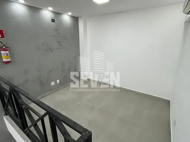 Loja com 45m², para alugar, no bairro Vila Guedes de Azevedo em Bauru