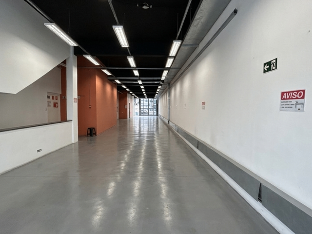 Andar corporativo com 400m², para alugar, no bairro Mirandópolis em São Paulo