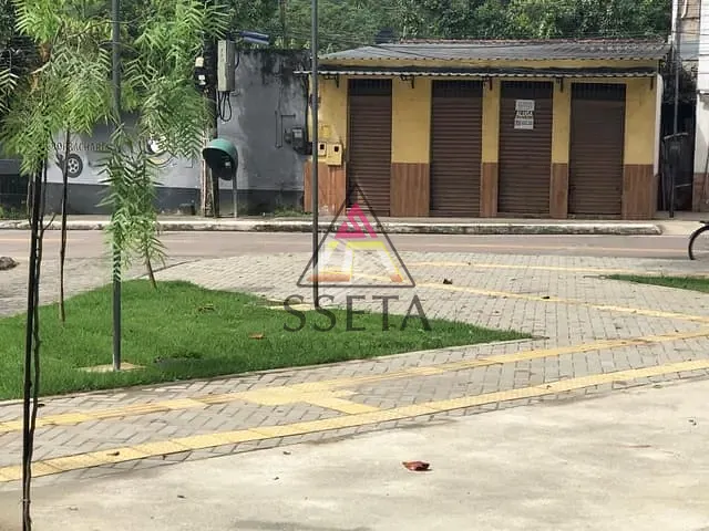 Loja com 420m², à venda, no bairro Cantagalo em Guapimirim