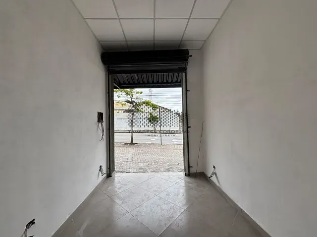 Loja com 15m², para alugar, no bairro Centro em Piraquara