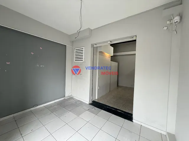Loja para alugar, no bairro Jardim Parada do Alto em Sorocaba