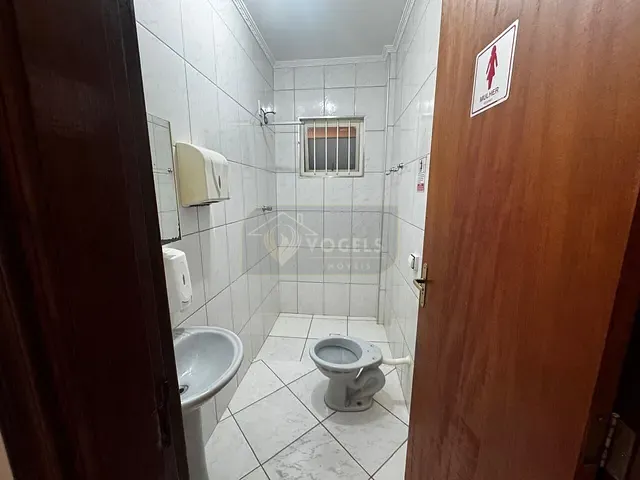 Galpão / Barracão com 360m², para alugar, no bairro Centro em Holambra