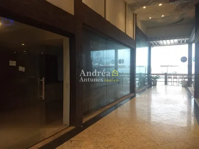 Loja com 67m², à venda, no bairro Centro em Armação dos Búzios