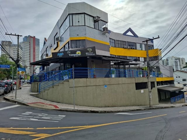 Loja à venda, no bairro Cascatinha em Juiz de Fora