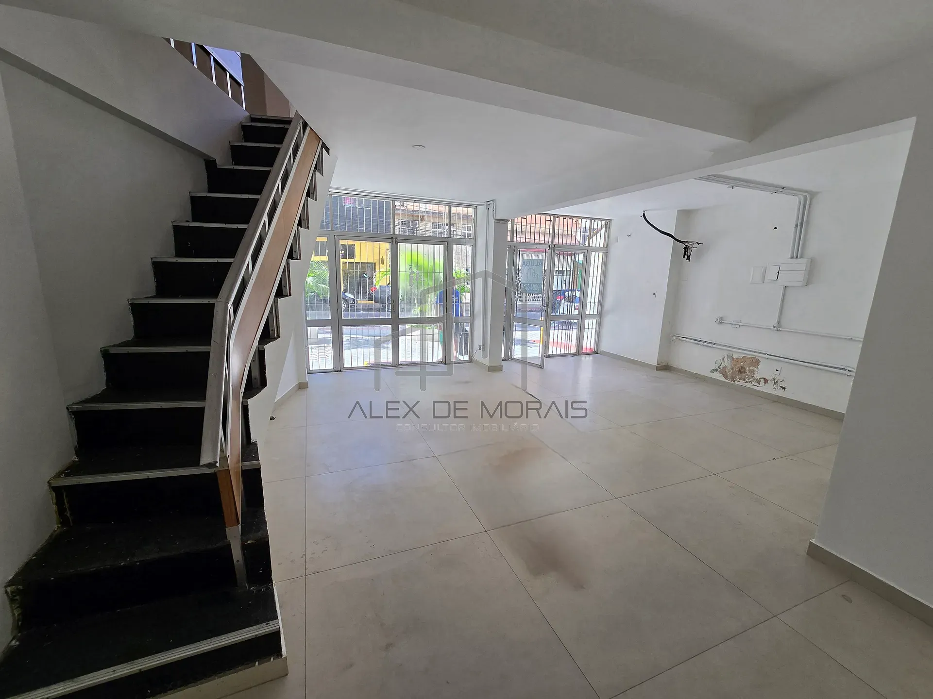 Loja-Salão, 130 m² - Foto 1