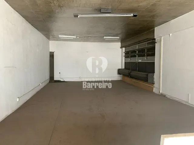 Loja para alugar, no bairro Barreiro em Belo Horizonte